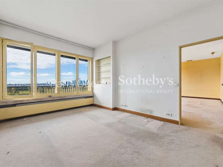 Appartement Paris 16e - 3 chambres - 144m²