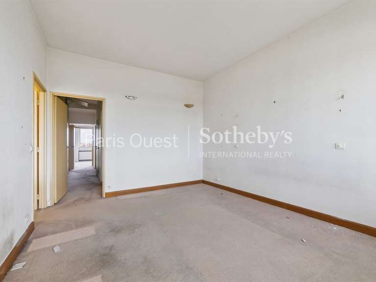 Appartement Paris 16e - 3 chambres - 144m²