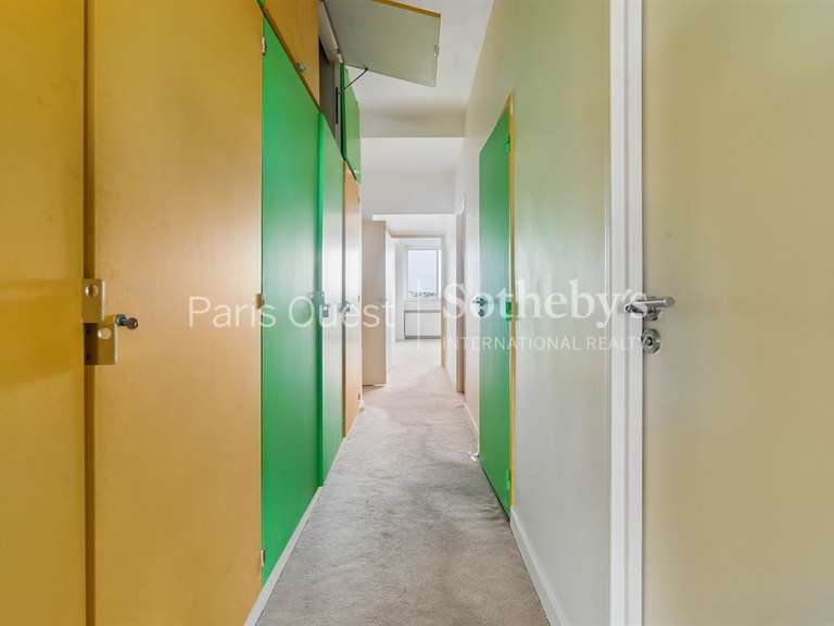 Appartement Paris 16e - 3 chambres - 144m²