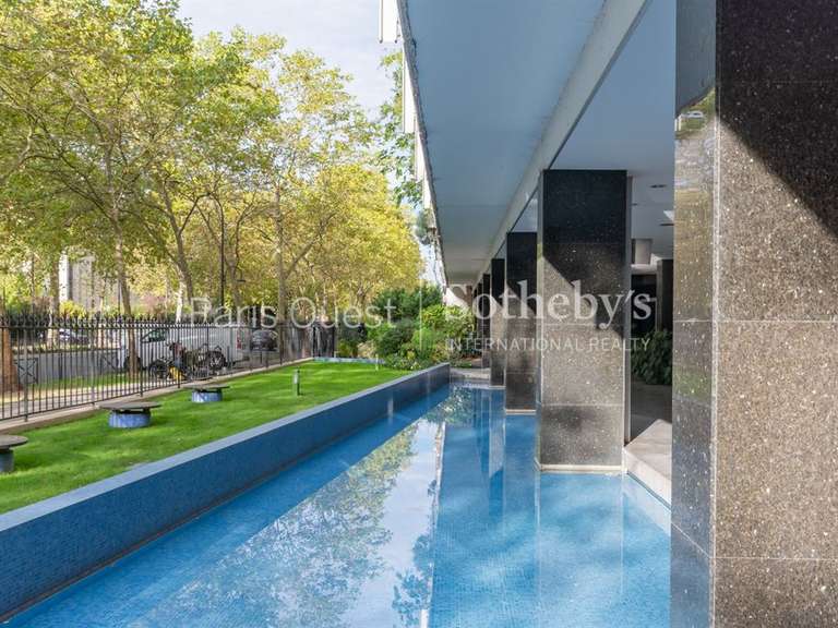 Appartement Paris 16e - 3 chambres - 144m²