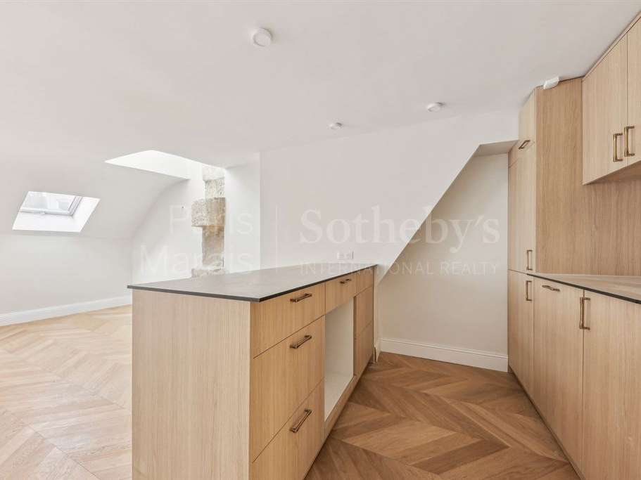 Apartment Paris 3e