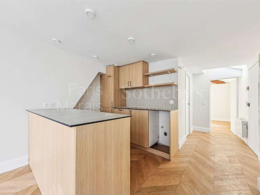 Apartment Paris 3e