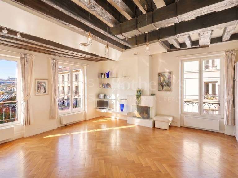 Appartement Paris 1er - 1 chambre - 52m²