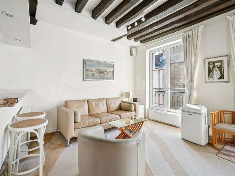 Appartement Paris 1er - 1 chambre - 52m²