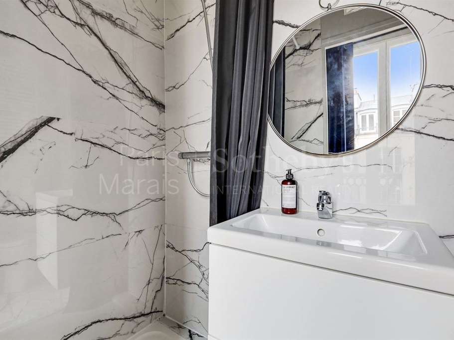 Apartment Paris 3e