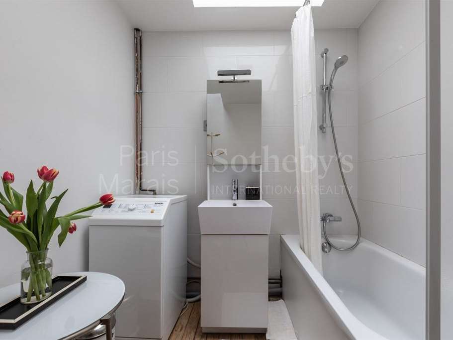 Apartment Paris 2e