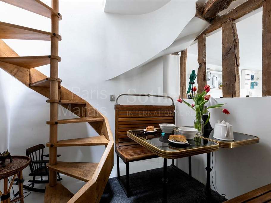 Apartment Paris 2e