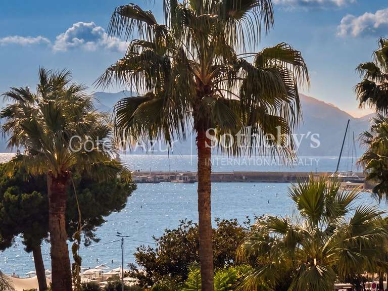 Apartment with Sea view Cannes - 3 bedrooms - 145m²