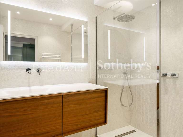 Appartement Le golfe-juan - 3 chambres - 150m²