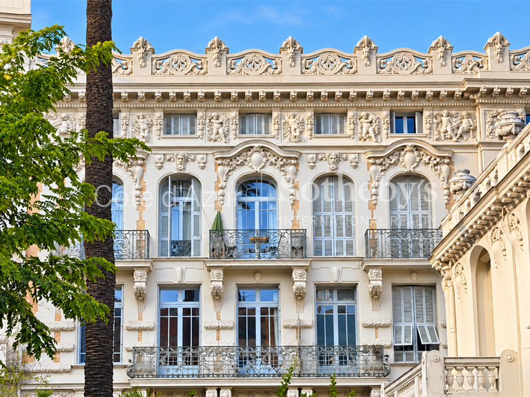 Appartement Nice - 2 chambres - 120m²