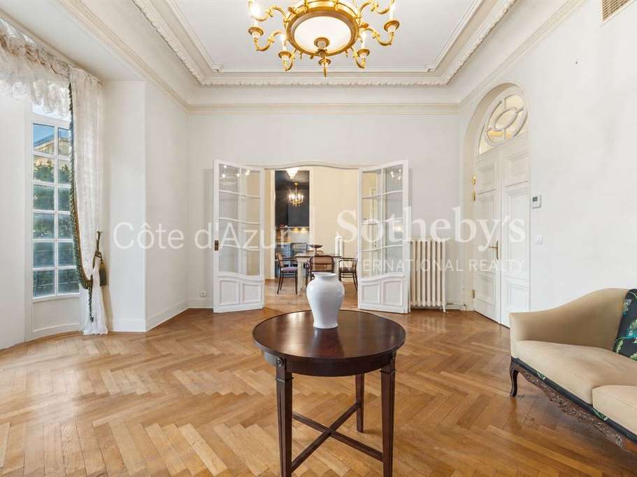 Apartment Nice