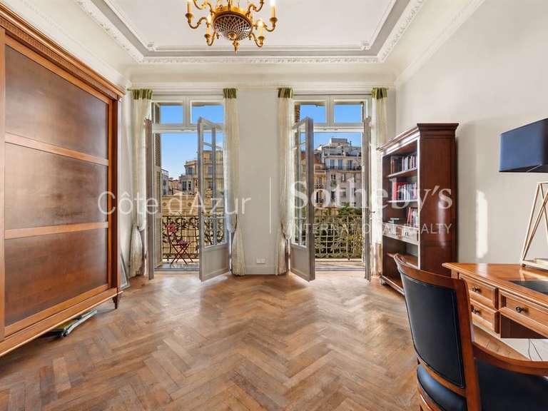 Apartment Nice - 2 bedrooms - 120m²