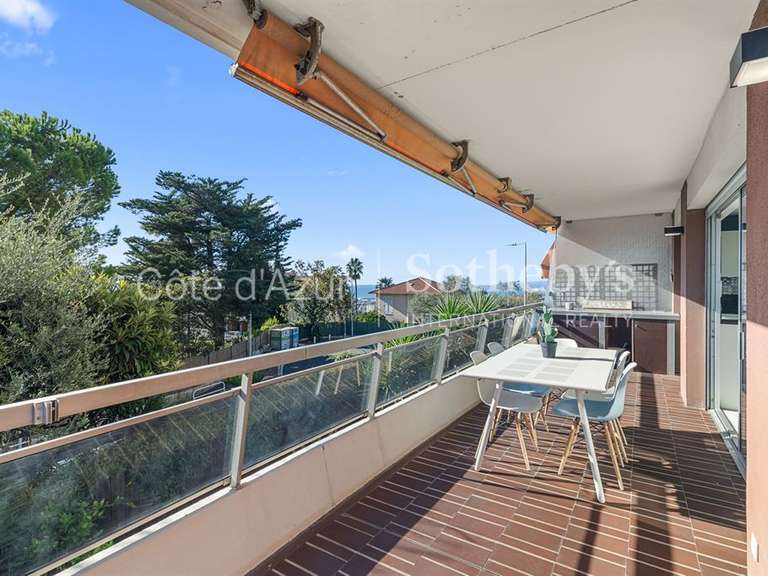 Apartment with Sea view Nice - 2 bedrooms - 72m²
