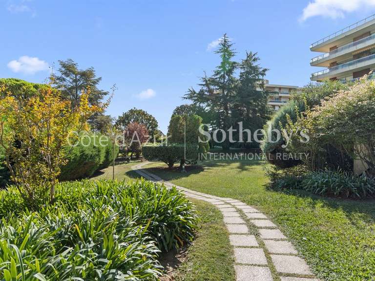 Apartment with Sea view Nice - 2 bedrooms - 72m²