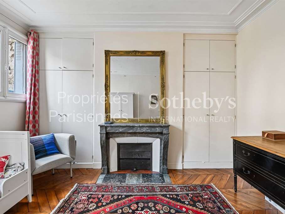 Apartment Paris 8e