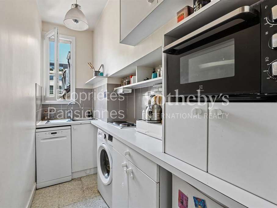 Apartment Paris 8e
