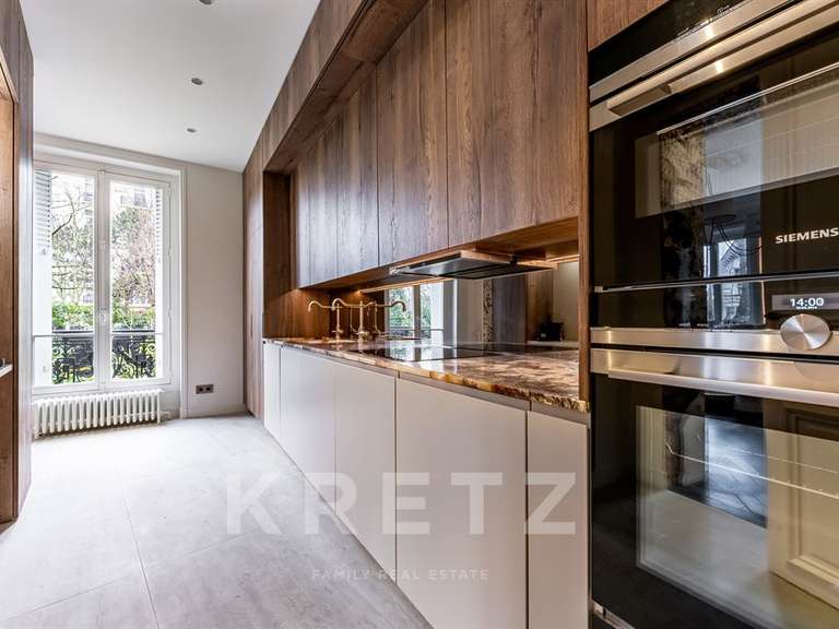 Appartement Neuilly-sur-Seine - 4 chambres - 200m²