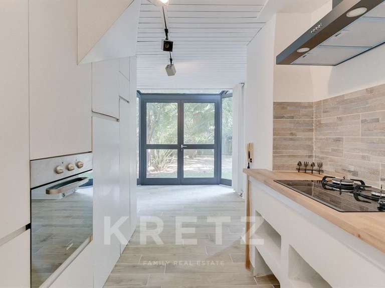 Appartement Marseille 8e - 5 chambres - 236m²