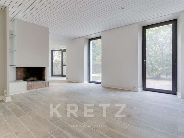 Appartement Marseille 8e - 5 chambres - 236m²