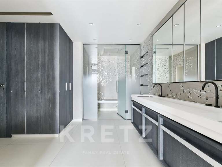 Appartement Neuilly-sur-Seine - 4 chambres - 300m²