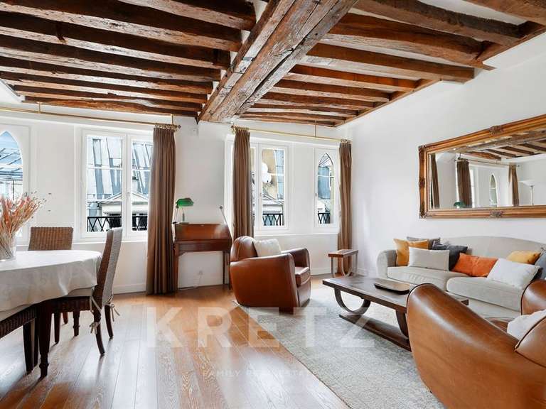 Appartement Paris 1er - 2 chambres - 62m²
