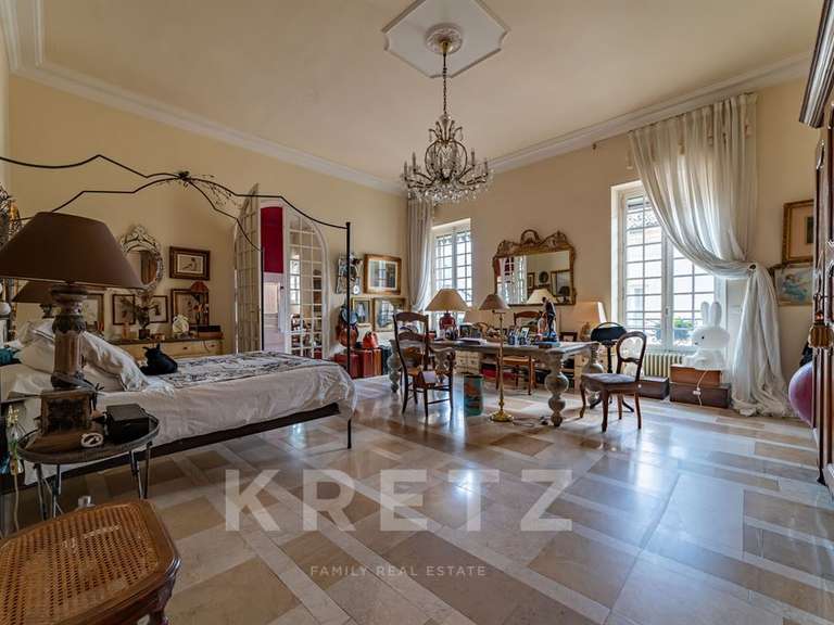 Appartement Nîmes - 3 chambres - 283m²