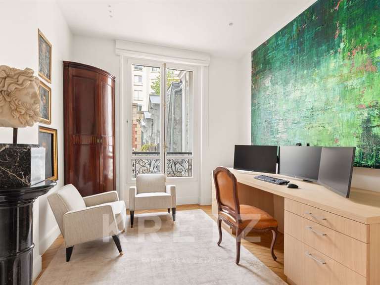 Apartment Paris 7e - 2 bedrooms - 139m²