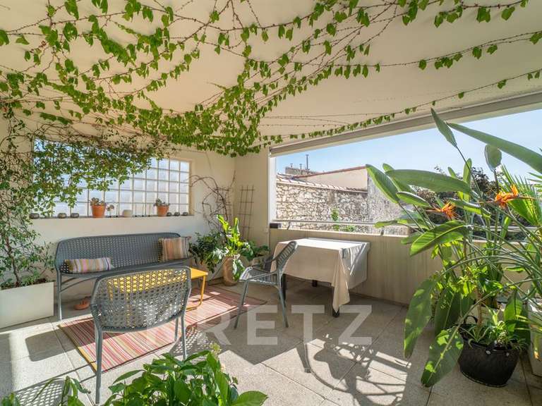 Appartement Nîmes - 3 chambres - 104m²