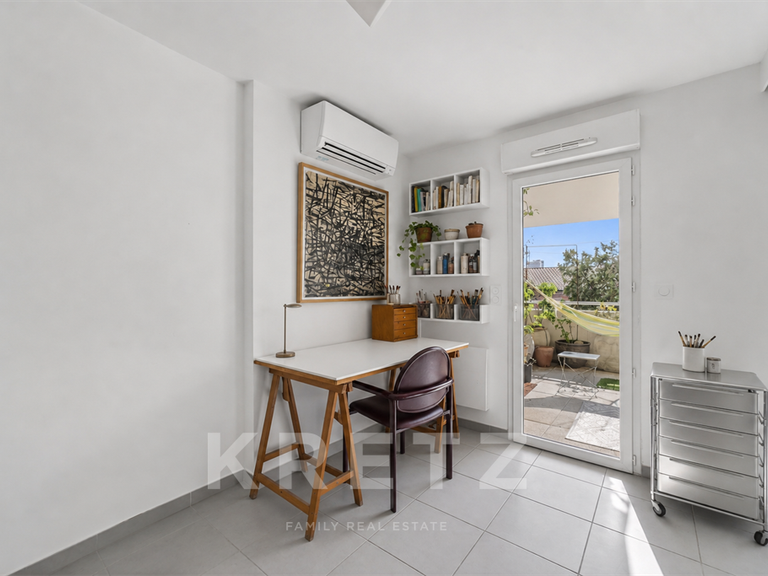 Appartement Nîmes - 3 chambres - 104m²