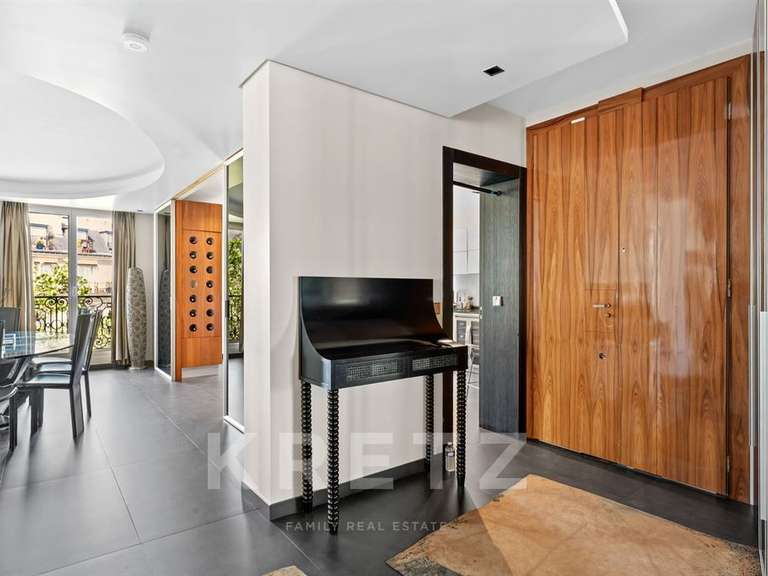 Apartment Paris 8e - 3 bedrooms - 212m²