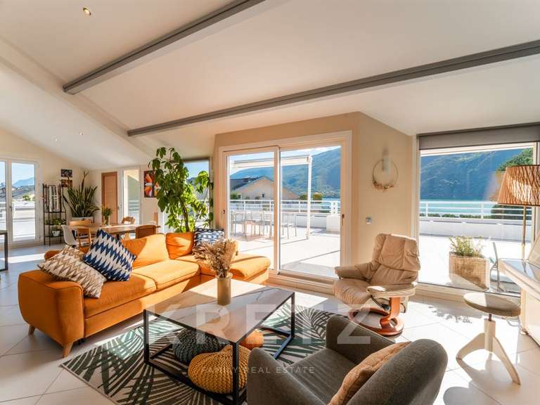 Appartement Aix-les-Bains - 3 chambres - 150m²