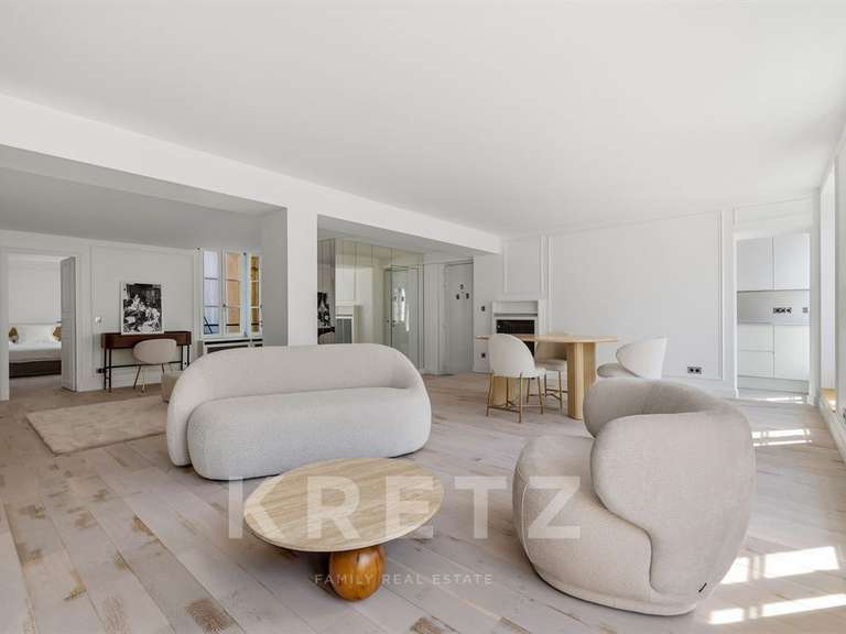 Appartement Paris 1er - 1 chambre - 73m²