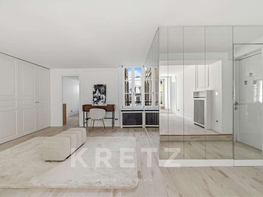 Apartment Paris 1er