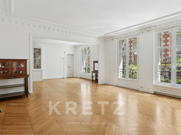 Apartment Paris 6e - 5 bedrooms - 172m²