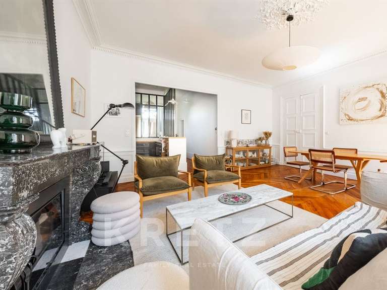 Apartment Dijon - 3 bedrooms - 128m²