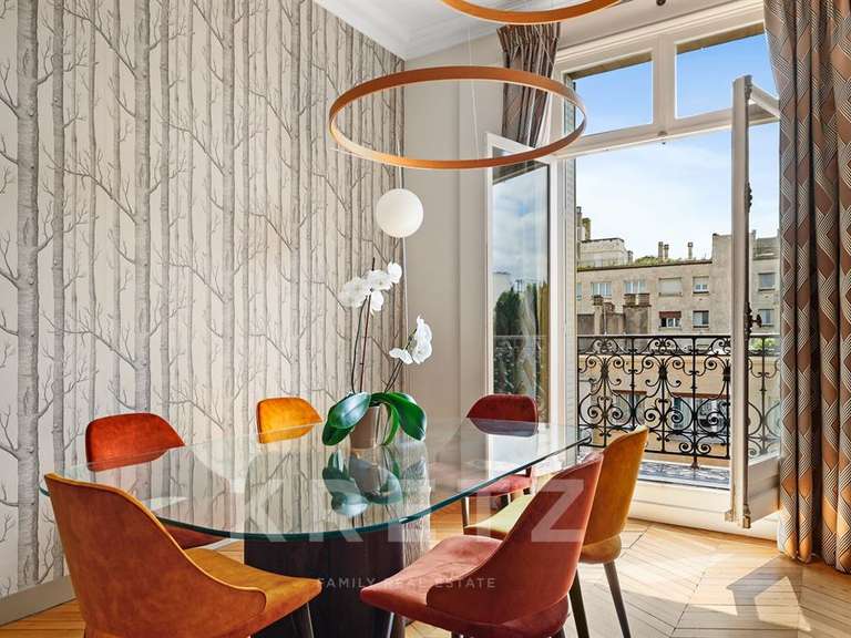 Appartement Neuilly-sur-Seine - 6 chambres - 291m²