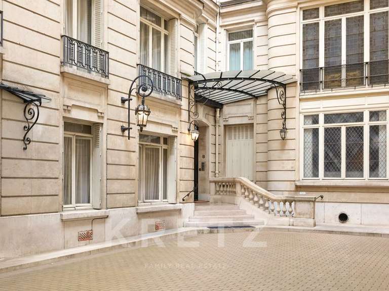 Apartment Paris 8e - 4 bedrooms - 315m²