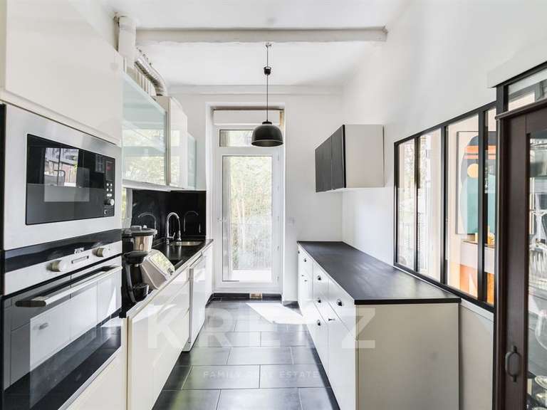 Appartement Marseille 6e - 3 chambres - 142m²