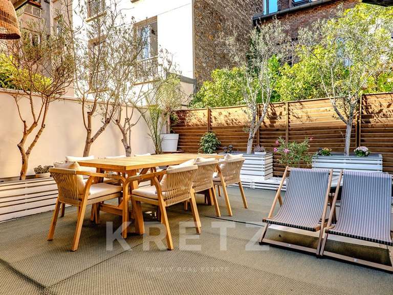Appartement Paris 20e - 4 chambres - 164m²
