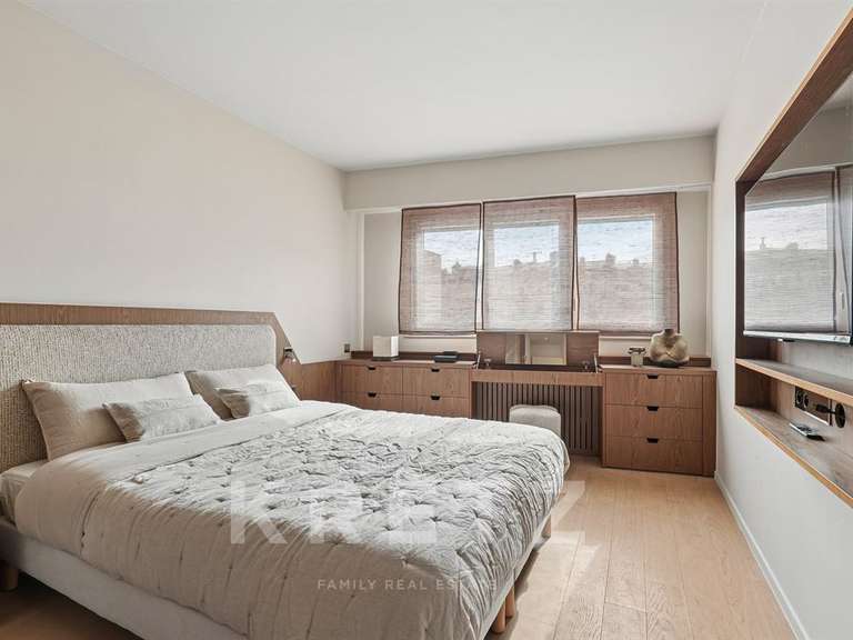 Appartement Paris 7e - 2 chambres - 93m²