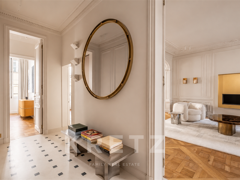 Appartement Paris 6e - 3 chambres - 148m²
