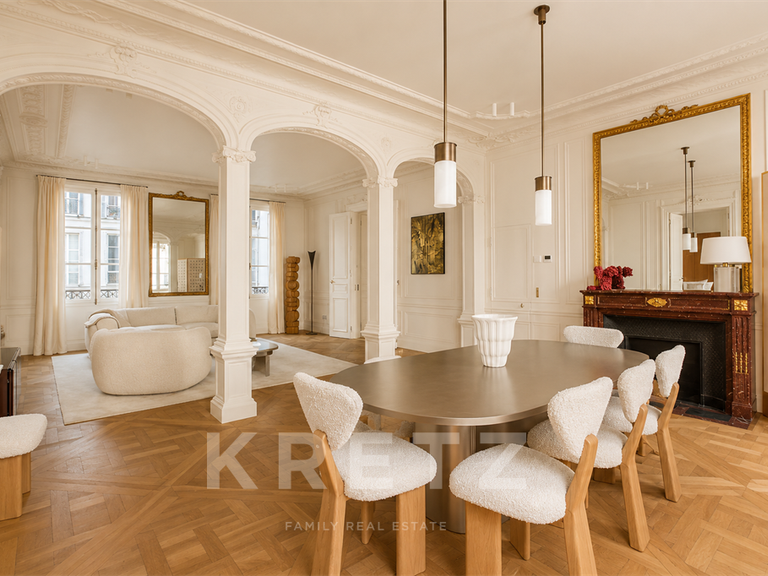 Appartement Paris 6e - 3 chambres - 148m²