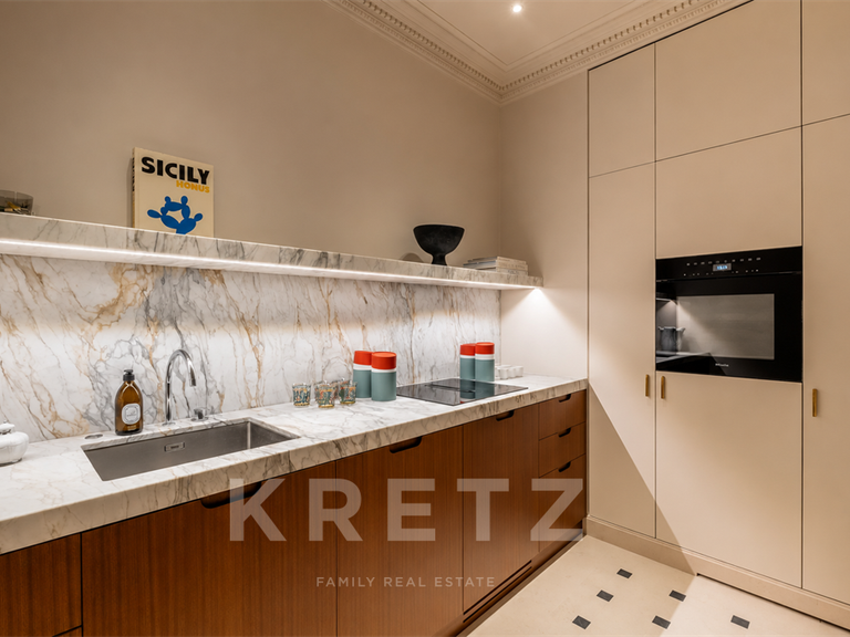 Appartement Paris 6e - 3 chambres - 148m²