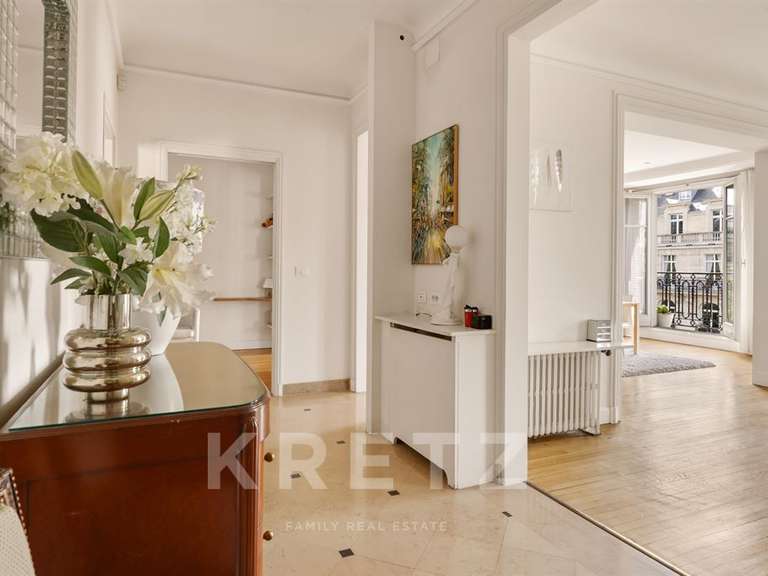 Appartement Paris 7e - 4 chambres - 185m²