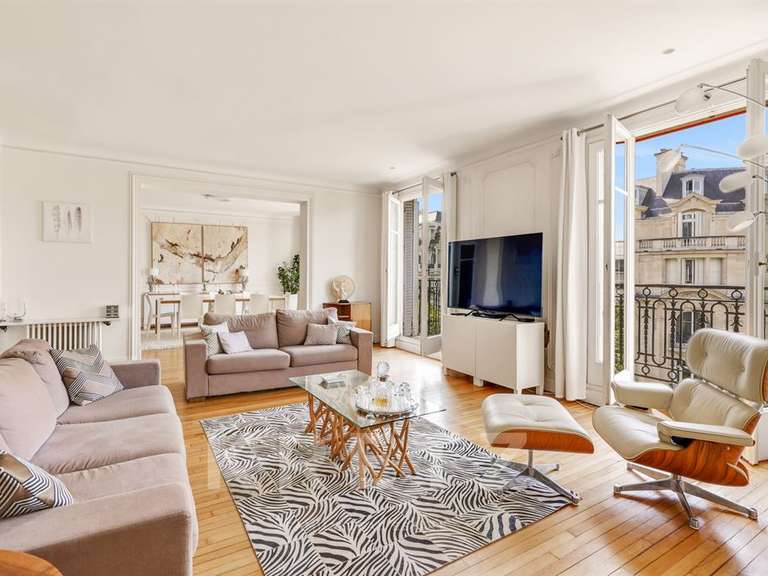 Appartement Paris 7e - 4 chambres - 185m²