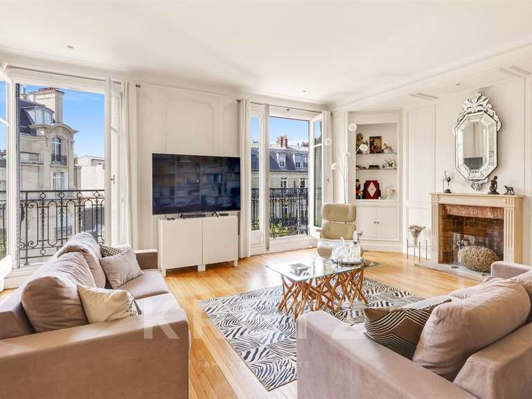 Appartement Paris 7e - 4 chambres - 185m²