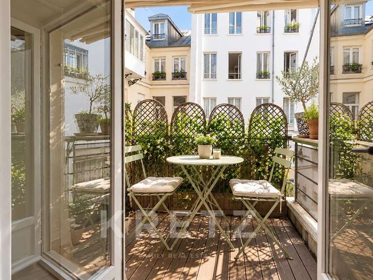 Appartement Paris 6e - 2 chambres - 94m²