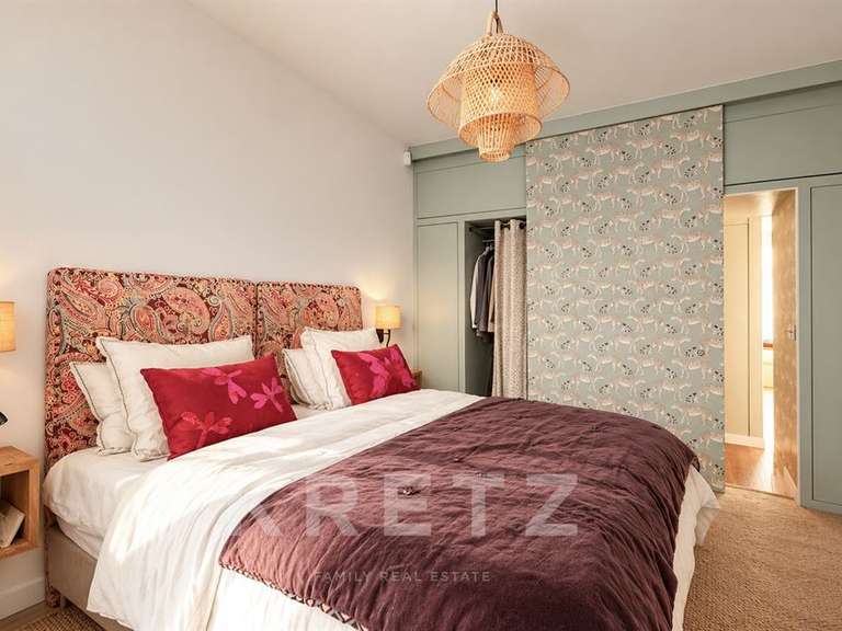 Appartement Paris 6e - 2 chambres - 94m²