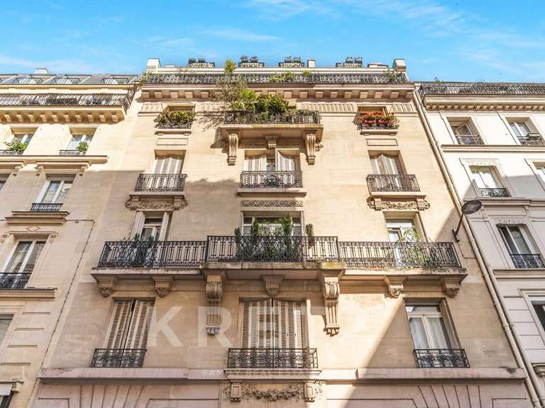 Appartement Paris 16e - 3 chambres - 100m²