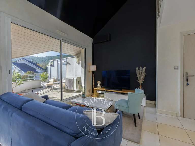 Appartement Divonne-les-Bains - 2 chambres - 97m²
